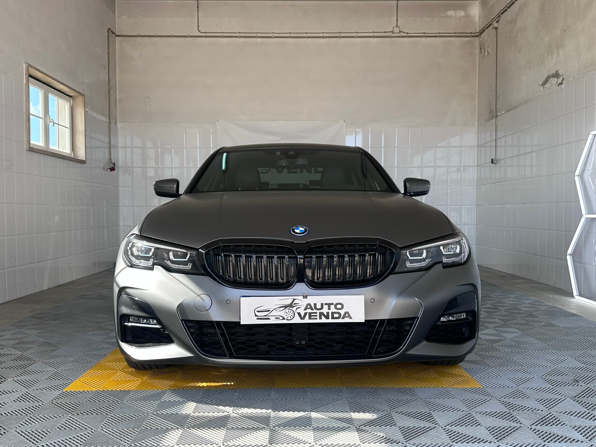 BMW 330e Pack M Auto